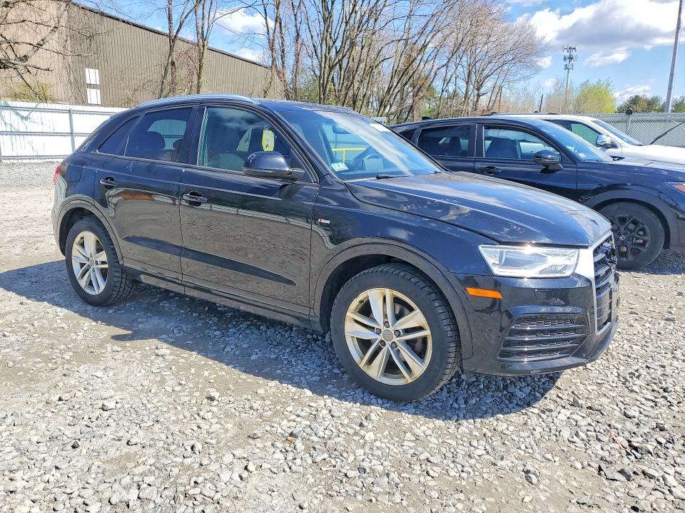 49707776 :رقم المزاد ، WA1ECCFS0JR022952 vin ، 2018 Audi Q3 مزاد بيع