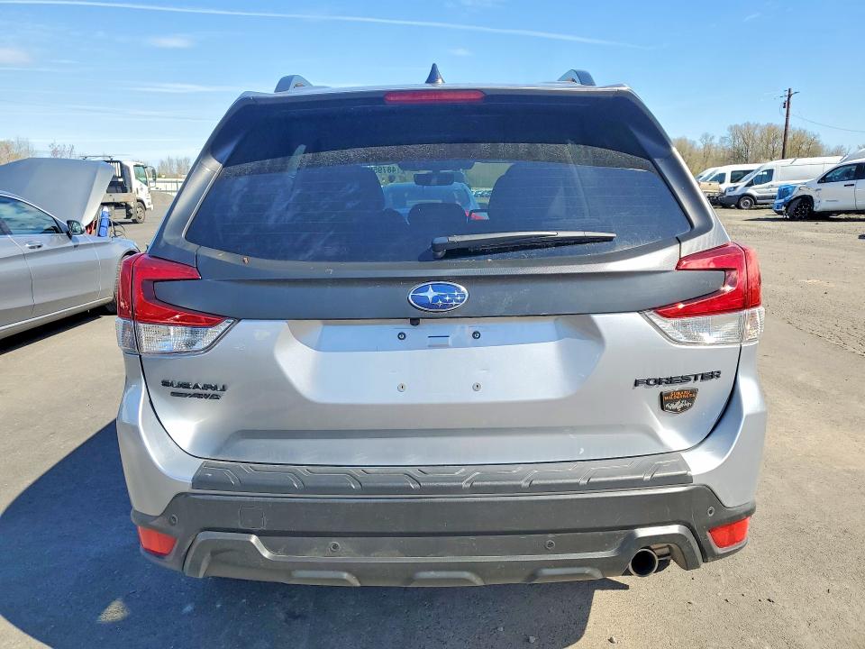 Продажа на аукционе авто 2025 Subaru Forester, vin: JF2SKAHC6SH401338, номер лота: 48795966