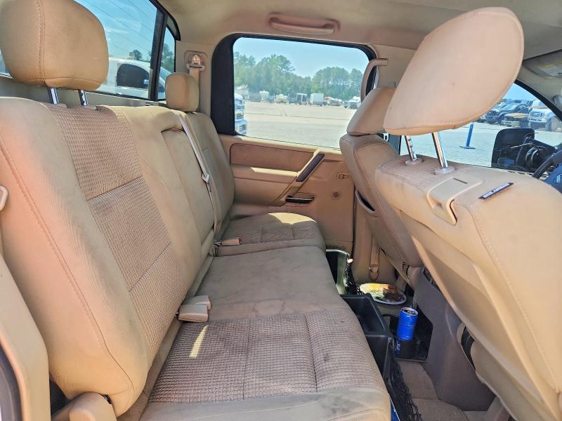 51017626 :رقم المزاد ، 1N6BA0ED1BN311439 vin ، 2011 Nissan Titan مزاد بيع