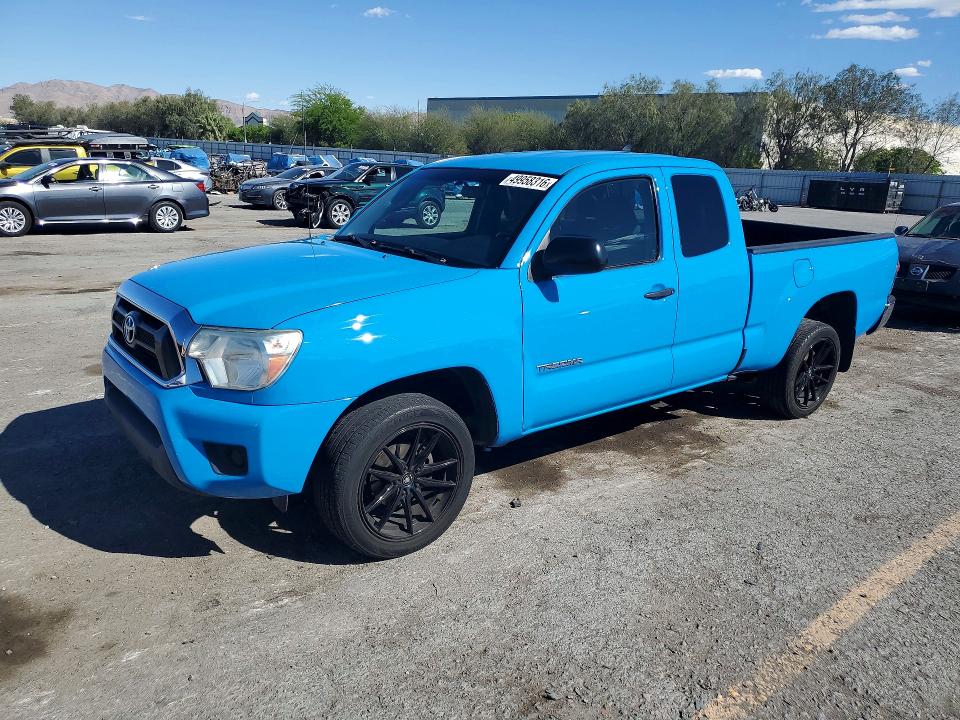 Продажа на аукционе авто 2015 Toyota Tacoma, vin: 5TFTX4CN7FX060266, номер лота: 49958316