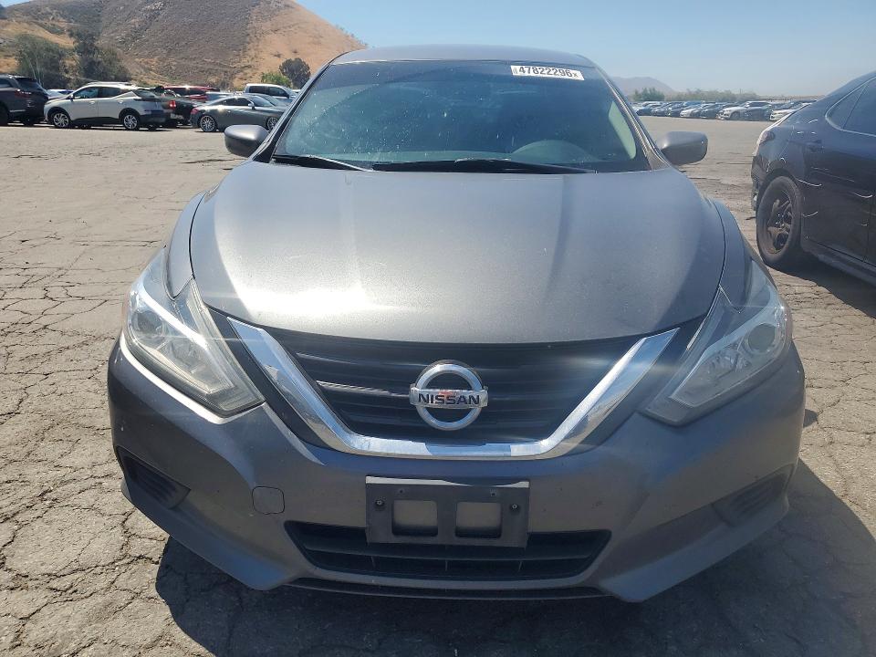47822296 :رقم المزاد ، 1N4AL3AP8JC110518 vin ، 2018 Nissan Altima مزاد بيع