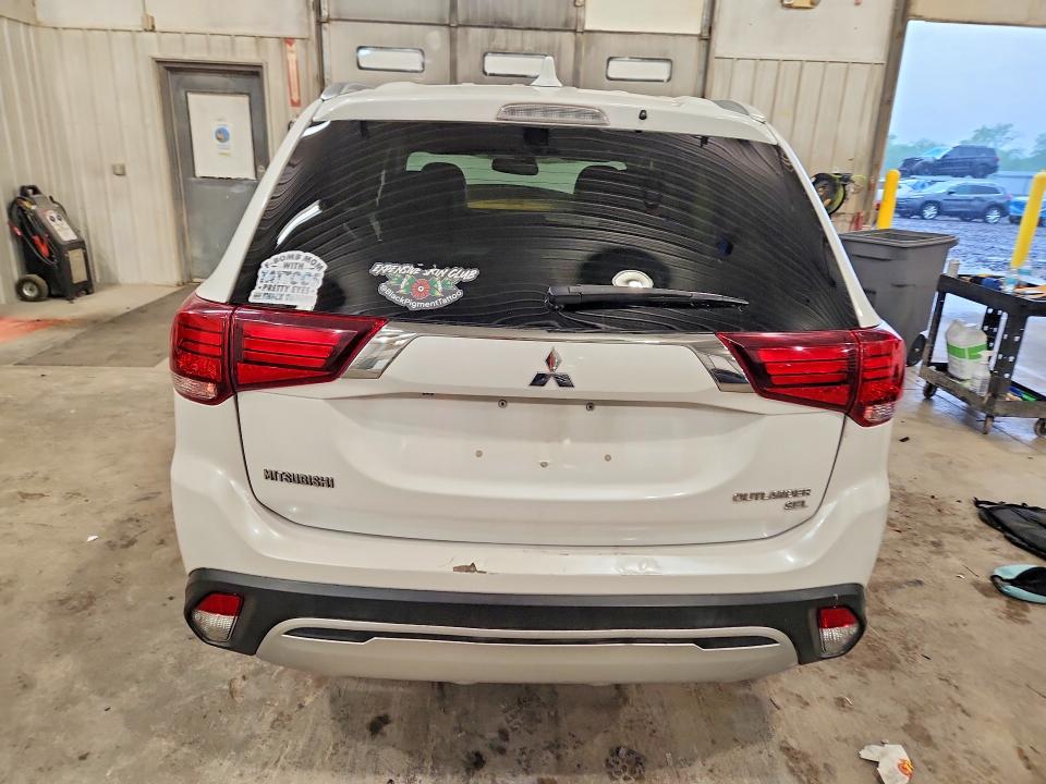 Продаж на аукціоні авто 2019 Mitsubishi Outlander, vin: JA4AD3A37KZ018913, номер лоту: 50819466
