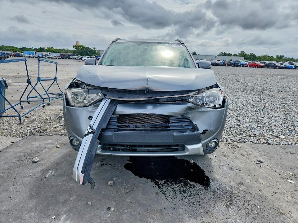 48536926 :رقم المزاد ، JA4AD3A30FZ004289 vin ، 2015 Mitsubishi Outlander مزاد بيع