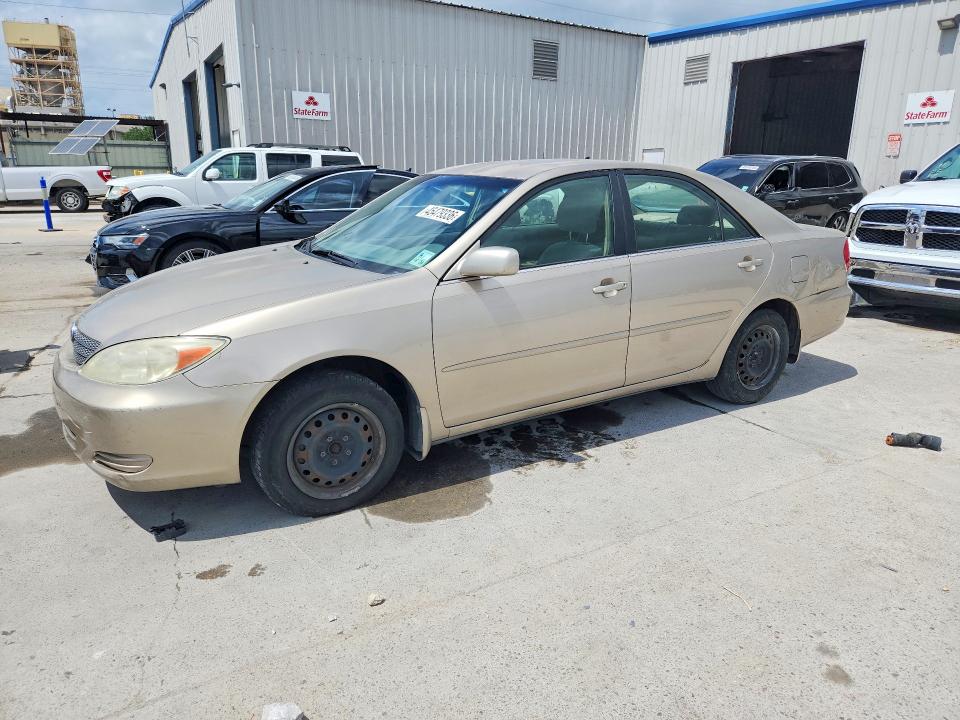 Auction sale of the 2002 Toyota Camry, vin: JTDBE32K820036922, lot number: 45479336