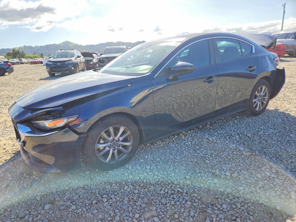 50135586 :رقم المزاد ، JM1BPAAL1M1345427 vin ، 2021 Mazda 3 مزاد بيع