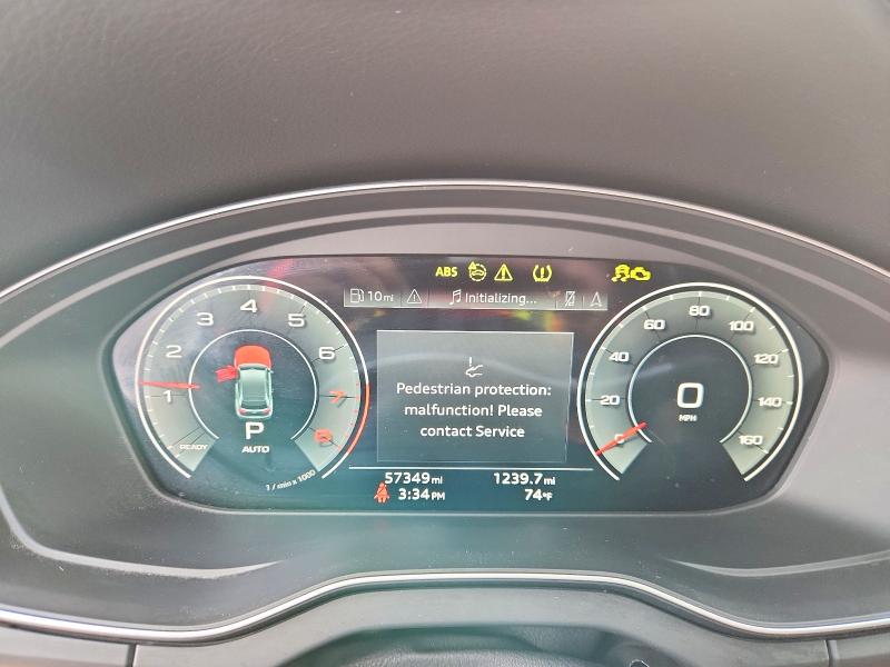 48690116 :رقم المزاد ، WA1EAAFY4N2119732 vin ، 2022 Audi Q5 مزاد بيع