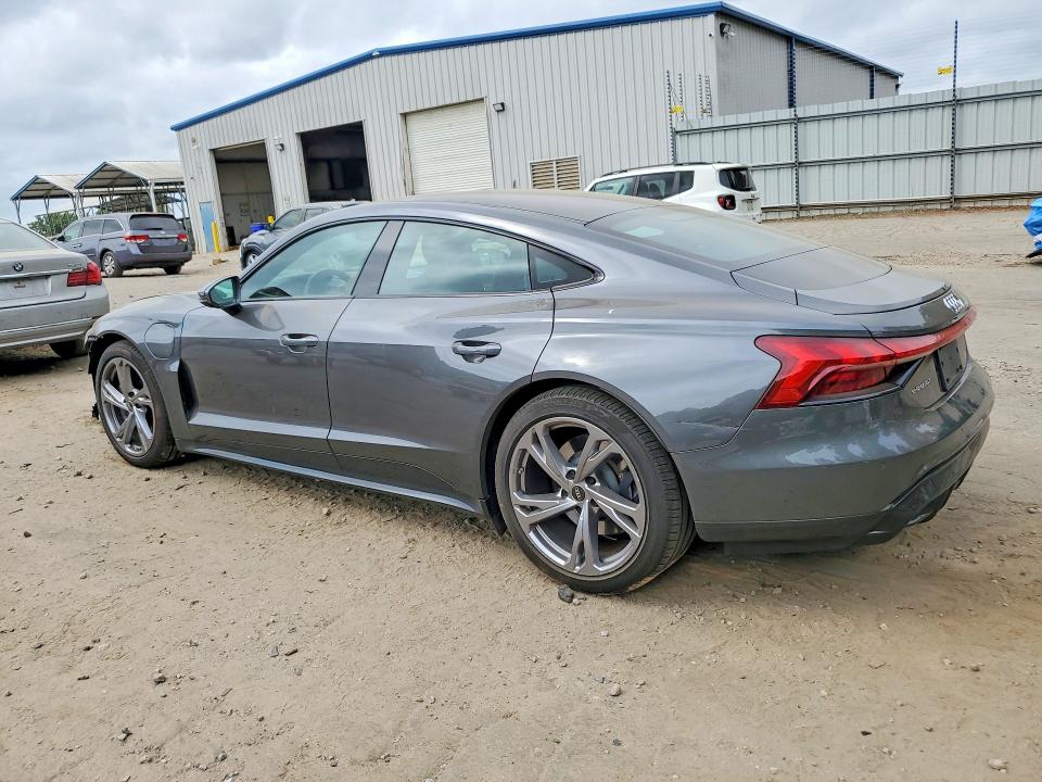 Продажа на аукционе авто 2022 Audi E-tron Gt, vin: WAUFJBFW2N7009521, номер лота: 46192026