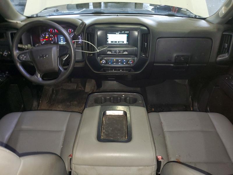 51425146 :رقم المزاد ، 1GCRCNEH5JZ320356 vin ، 2018 Chevrolet Silverado مزاد بيع