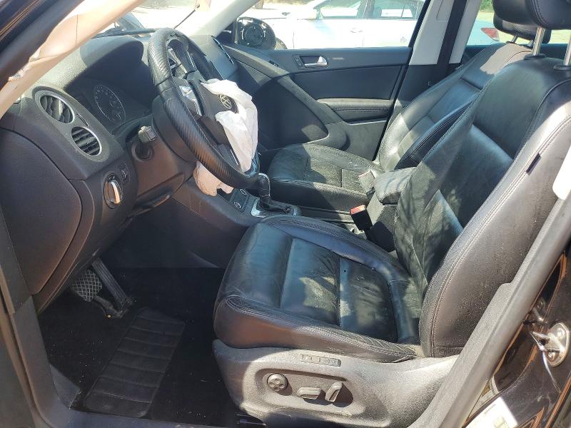49328926 :رقم المزاد ، WVGBV7AX4BW508546 vin ، 2011 Volkswagen Tiguan مزاد بيع