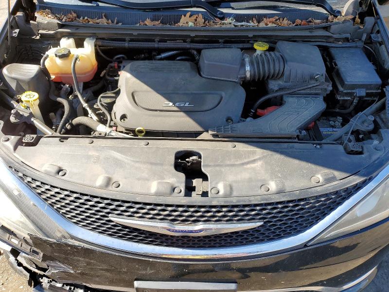 49935336 :رقم المزاد ، 2C4RC1BG3HR532780 vin ، 2017 Chrysler Pacifica مزاد بيع