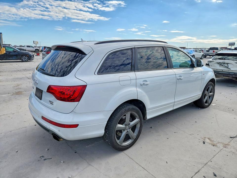 2015 Audi Q7 მანქანა იყიდება აუქციონზე, vin: WA1DGAFE8FD030784, აუქციონის ნომერი: 49384826