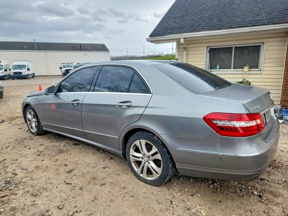 Aukcja sprzedaży 2010 Mercedes-benz E, vin: WDDHF8HB5AA165730, numer aukcji: 49570056