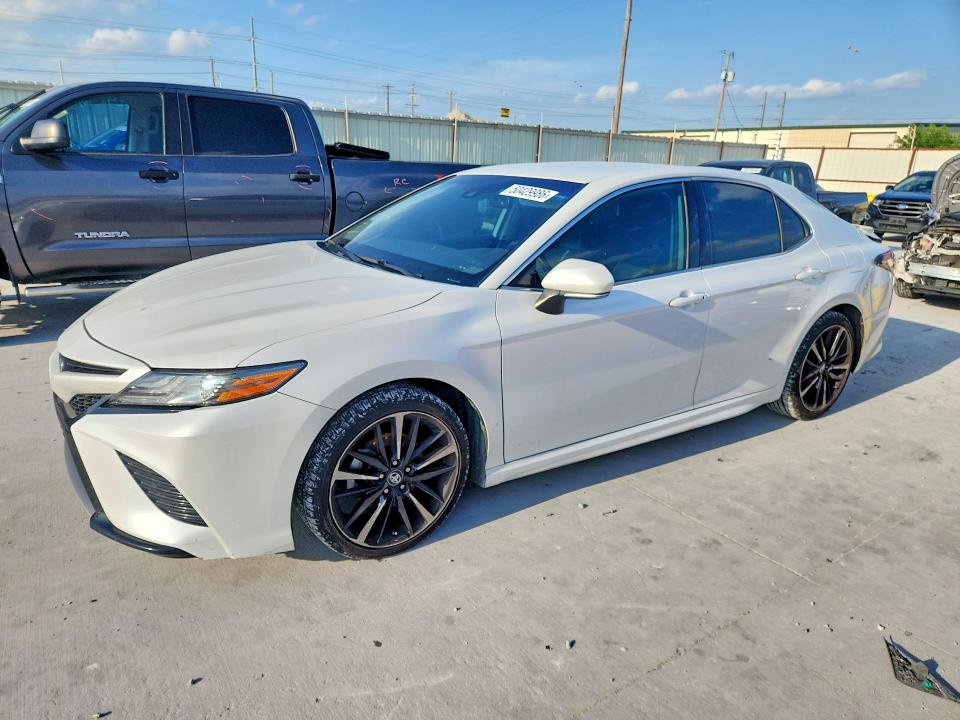2019 Toyota Camry მანქანა იყიდება აუქციონზე, vin: 4T1B61HK1KU717680, აუქციონის ნომერი: 50429986