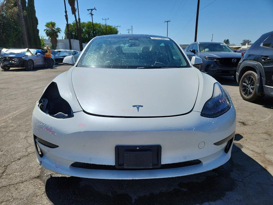49032176 :رقم المزاد ، 5YJ3E1EA7NF289702 vin ، 2022 Tesla Model 3 مزاد بيع