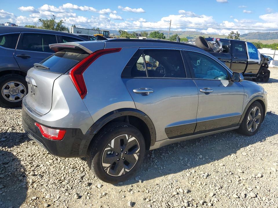 Продаж на аукціоні авто 2025 Kia Niro, vin: KNDCR3L1XS5141205, номер лоту: 48717986
