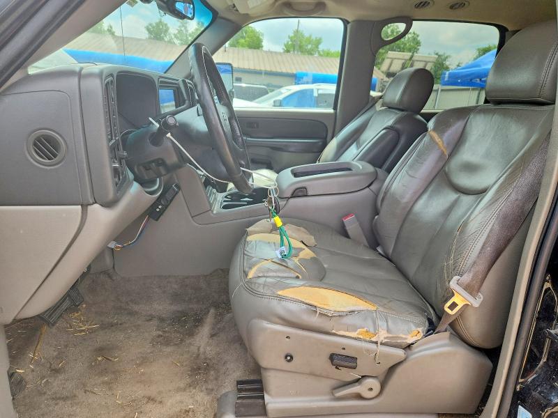 2003 Chevrolet Suburban მანქანა იყიდება აუქციონზე, vin: 3GNFK16Z23G289826, აუქციონის ნომერი: 51716636