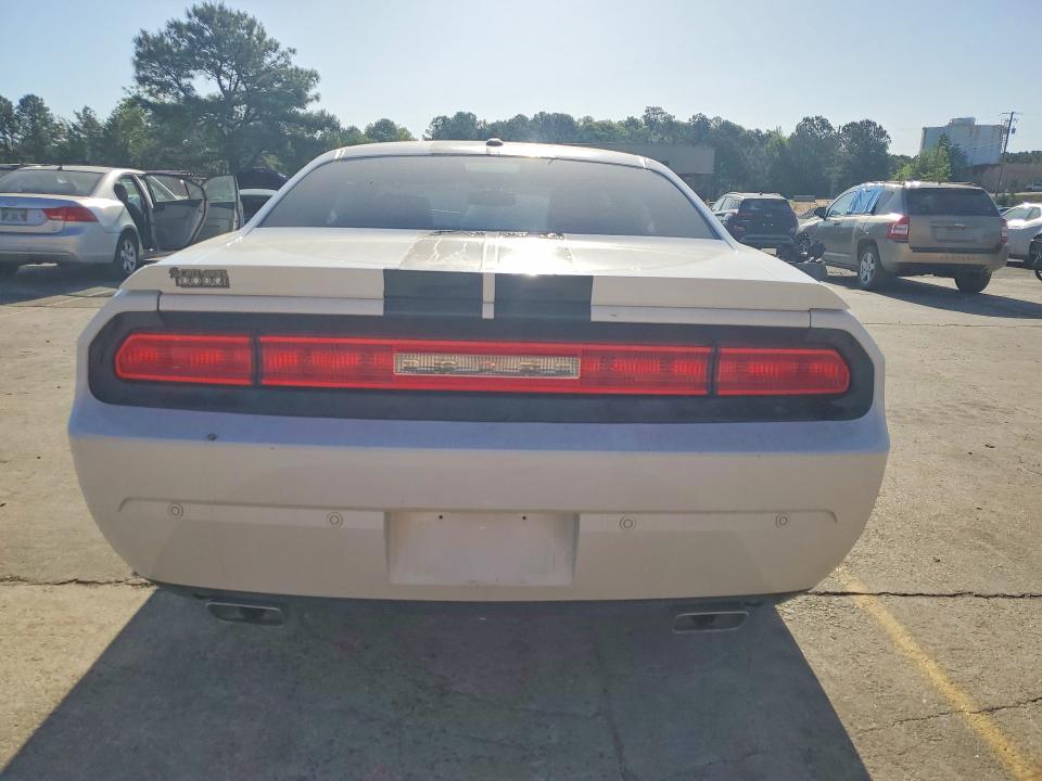 50421736 :رقم المزاد ، 2C3CDYAG1EH310791 vin ، 2014 Dodge Challenger مزاد بيع