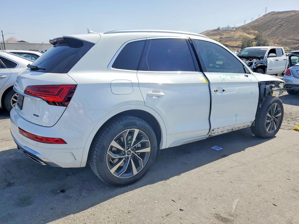 50183416 :رقم المزاد ، WA1EAAFY7N2117778 vin ، 2022 Audi Q5 مزاد بيع