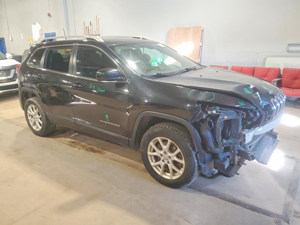 50258366 :رقم المزاد ، 1C4PJMCS7GW276358 vin ، 2016 Jeep Cherokee مزاد بيع