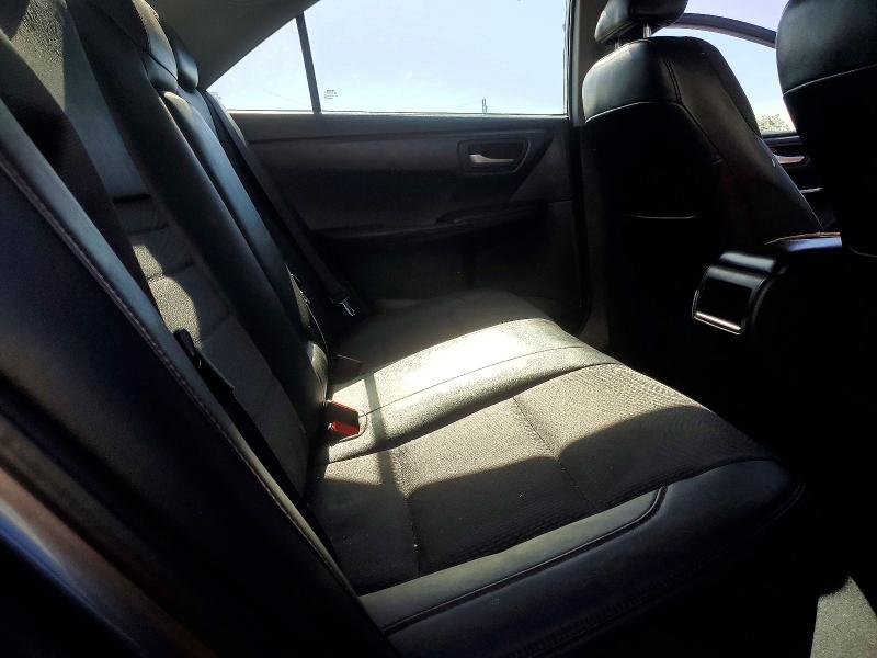 50988526 :رقم المزاد ، 4T1BF1FK7GU202399 vin ، 2016 Toyota Camry مزاد بيع