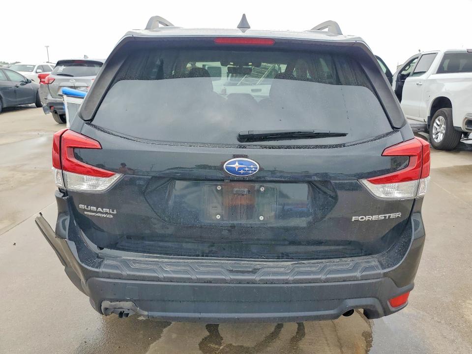 51631496 :رقم المزاد ، JF2SKAJC1LH504212 vin ، 2020 Subaru Forester مزاد بيع