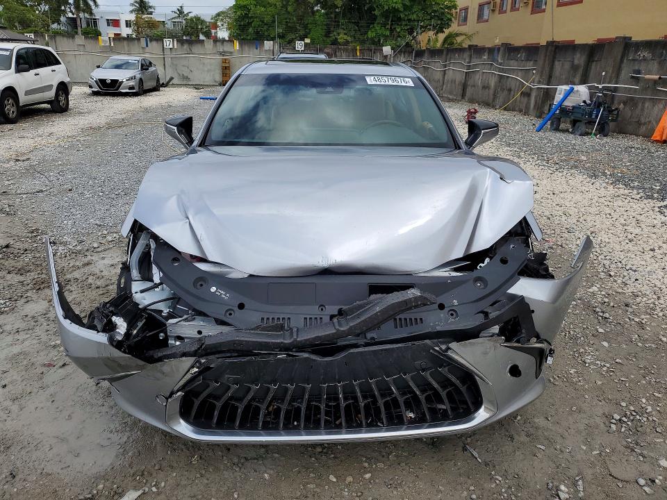 Продажа на аукционе авто 2021 Lexus Es 350, vin: 58ADZ1B18SU191606, номер лота: 48579676