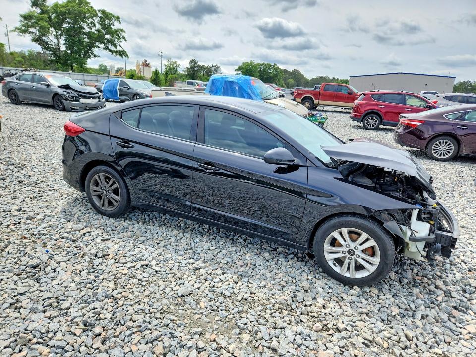 50530986 :رقم المزاد ، 5NPD84LF2JH253262 vin ، 2018 Hyundai Elantra مزاد بيع