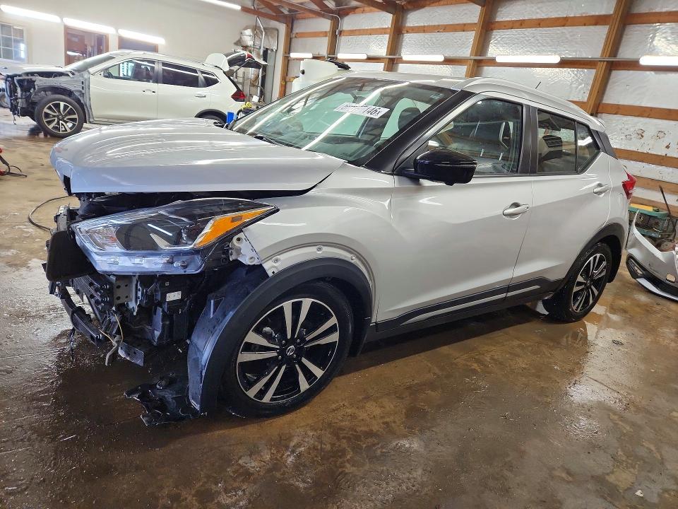 2020 Nissan Kicks მანქანა იყიდება აუქციონზე, vin: 3N1CP5DV1LL563693, აუქციონის ნომერი: 50072146