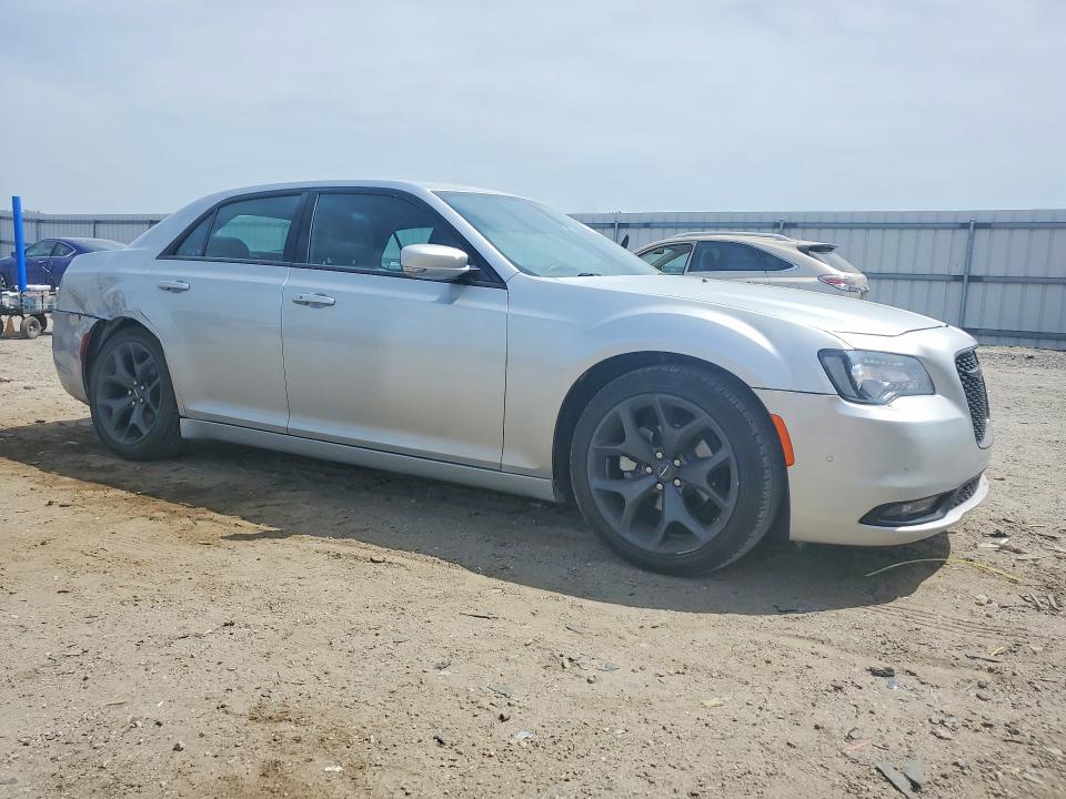 Продаж на аукціоні авто 2022 Chrysler 300, vin: 2C3CCABG4NH225811, номер лоту: 50353626