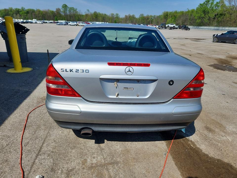 1999 Mercedes-benz Slk მანქანა იყიდება აუქციონზე, vin: WDBKK47F0XF093676, აუქციონის ნომერი: 50672666