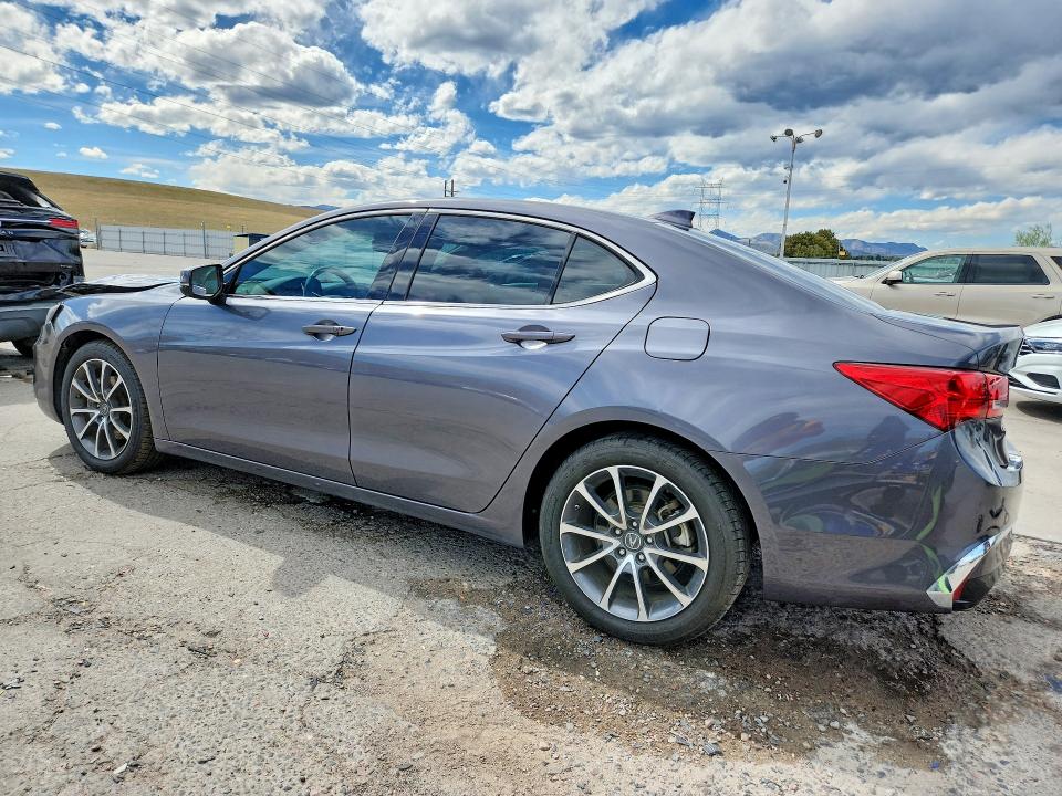 49743866 :رقم المزاد ، 19UUB3F34JA003852 vin ، 2018 Acura Tlx مزاد بيع
