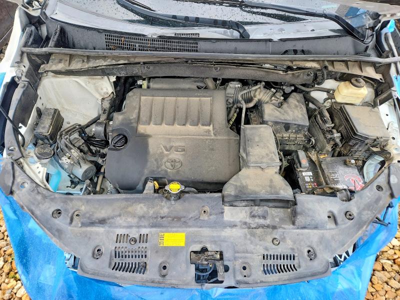 51330696 :رقم المزاد ، 5TDKKRFH9FS068016 vin ، 2015 Toyota Highlander مزاد بيع