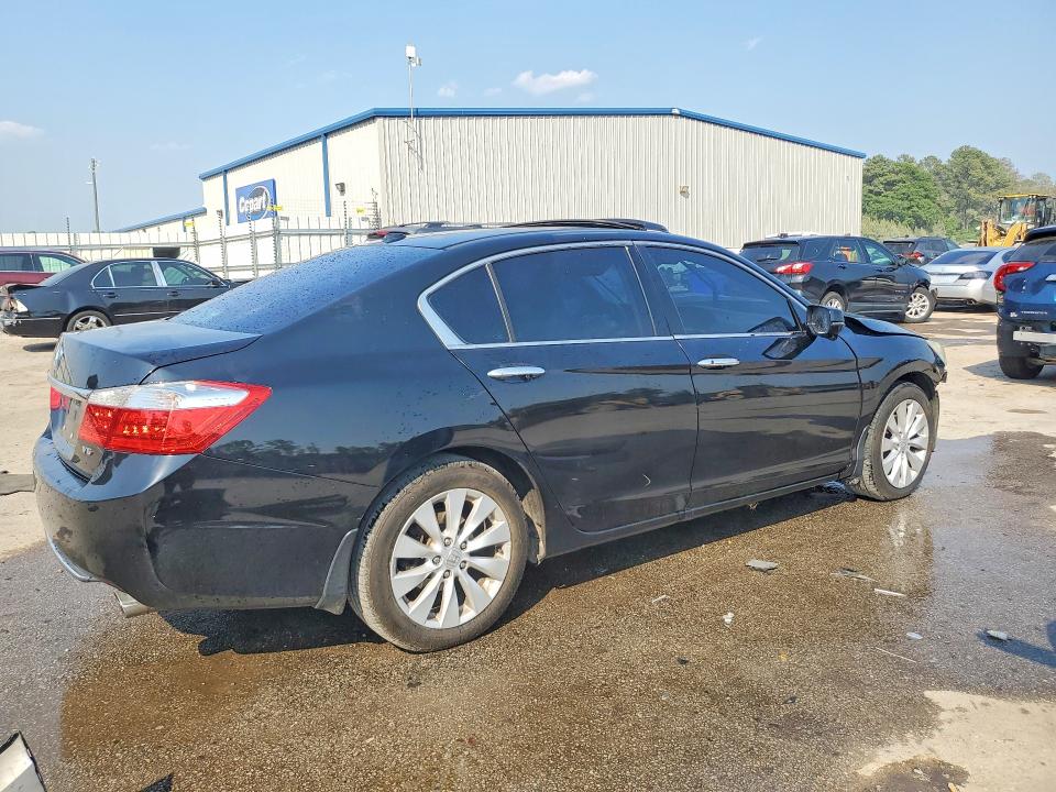 Продаж на аукціоні авто 2015 Honda Accord, vin: 1HGCR3F89FA017370, номер лоту: 50826186