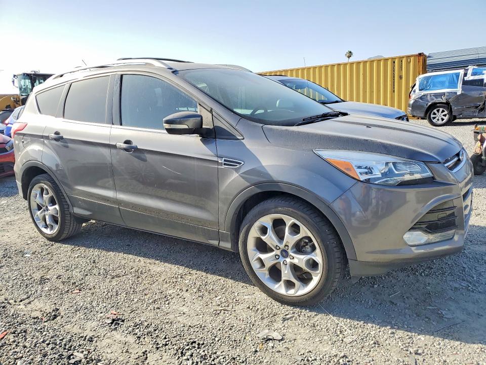 2013 Ford Escape მანქანა იყიდება აუქციონზე, vin: 1FMCU9J99DUB97084, აუქციონის ნომერი: 49668946