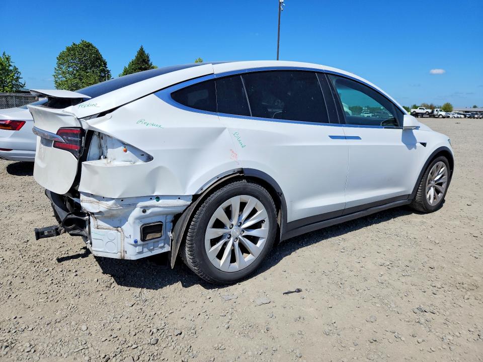 Продажа на аукционе авто 2020 Tesla Model X, vin: 5YJXCDE26LF235211, номер лота: 50598246