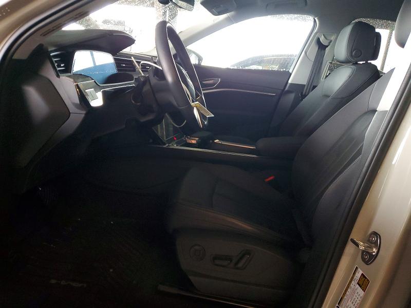 2022 Audi E-tron მანქანა იყიდება აუქციონზე, vin: WA11AAGE3NB034609, აუქციონის ნომერი: 48158106
