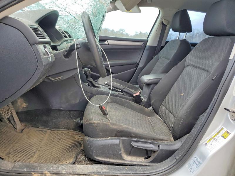 49088356 :رقم المزاد ، 1VWAH7A34DC002317 vin ، 2013 Volkswagen Passat مزاد بيع