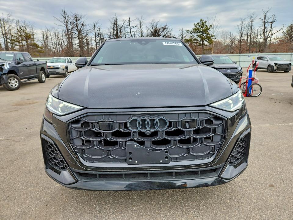 2025 Audi Sq8 მანქანა იყიდება აუქციონზე, vin: WA1CWBF16SD023005, აუქციონის ნომერი: 47608366
