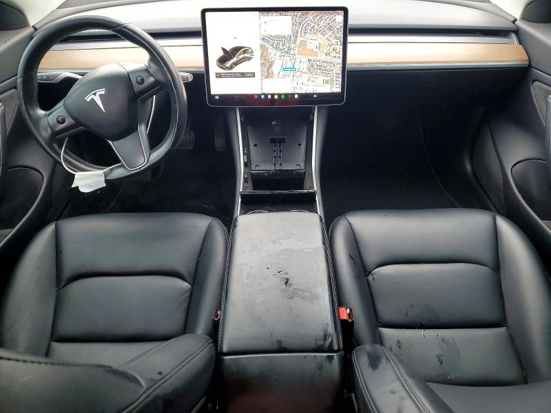 49514546 :رقم المزاد ، 5YJ3E1EA6JF044920 vin ، 2018 Tesla Model 3 مزاد بيع