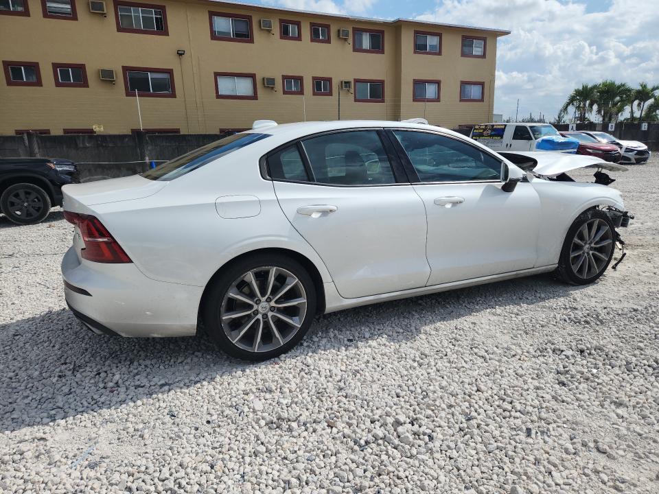 51583956 :رقم المزاد ، 7JR102FK4KG015394 vin ، 2019 Volvo S60 مزاد بيع