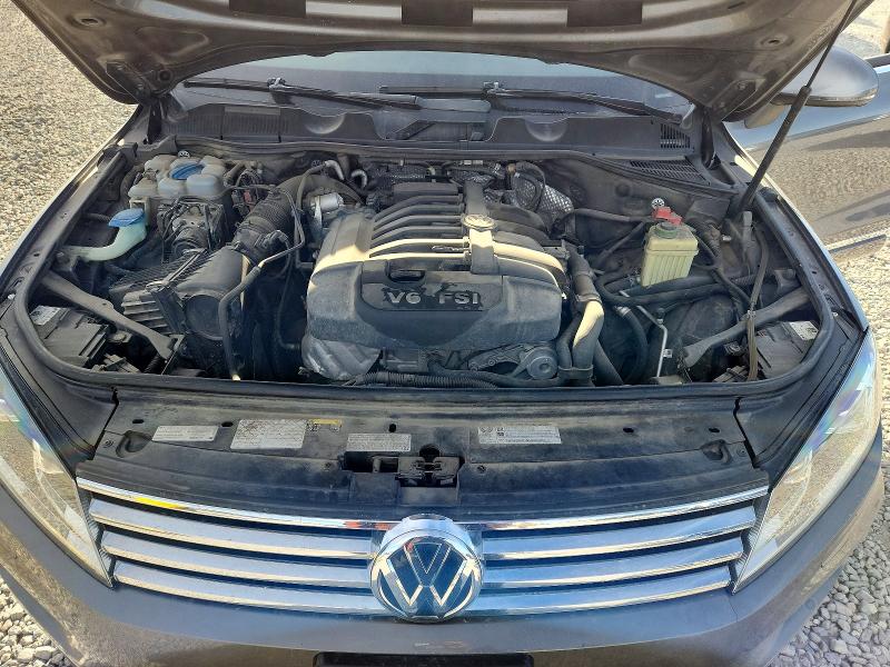 Продажа на аукционе авто 2017 Volkswagen Touareg, vin: WVGRF7BP2HD003183, номер лота: 49333636
