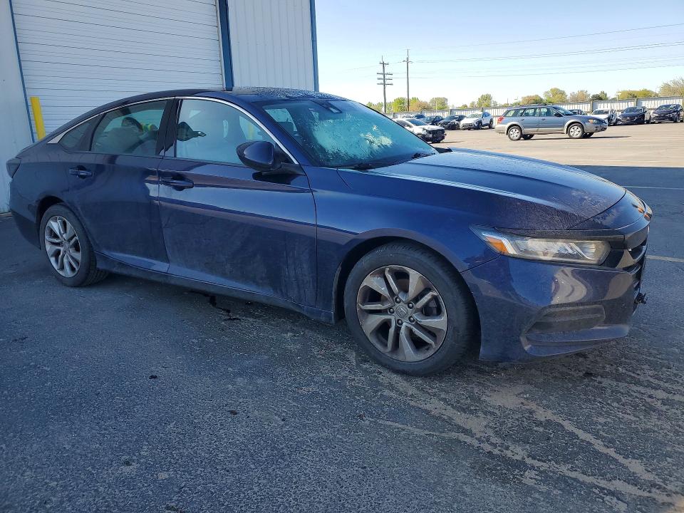 2018 Honda Accord მანქანა იყიდება აუქციონზე, vin: 1HGCV1F17JA194141, აუქციონის ნომერი: 49978976