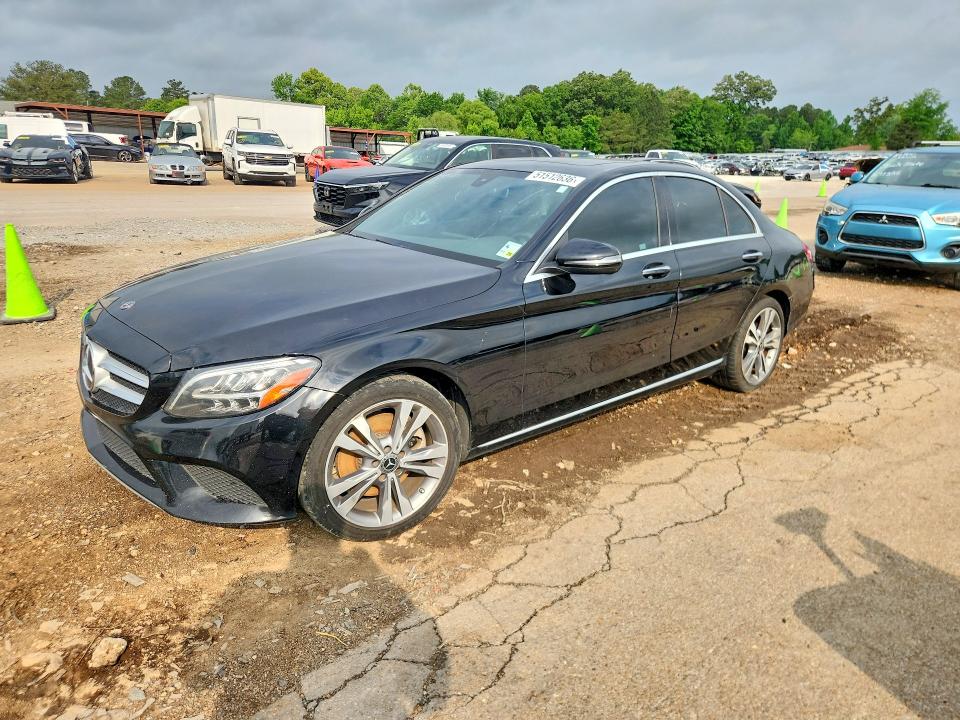 51512636 :رقم المزاد ، WDDWF8DB8LR561023 vin ، 2020 Mercedes-benz C مزاد بيع