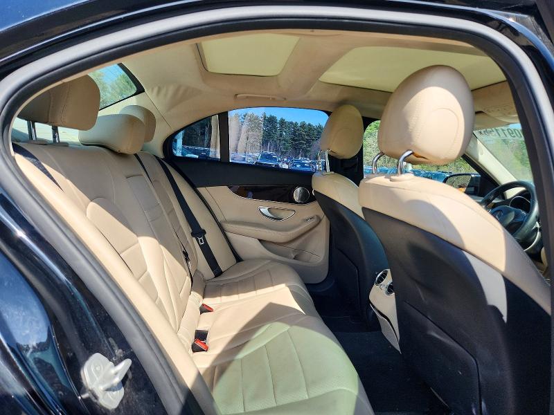 50091156 :رقم المزاد ، 55SWF4KB6GU111046 vin ، 2016 Mercedes-benz C مزاد بيع