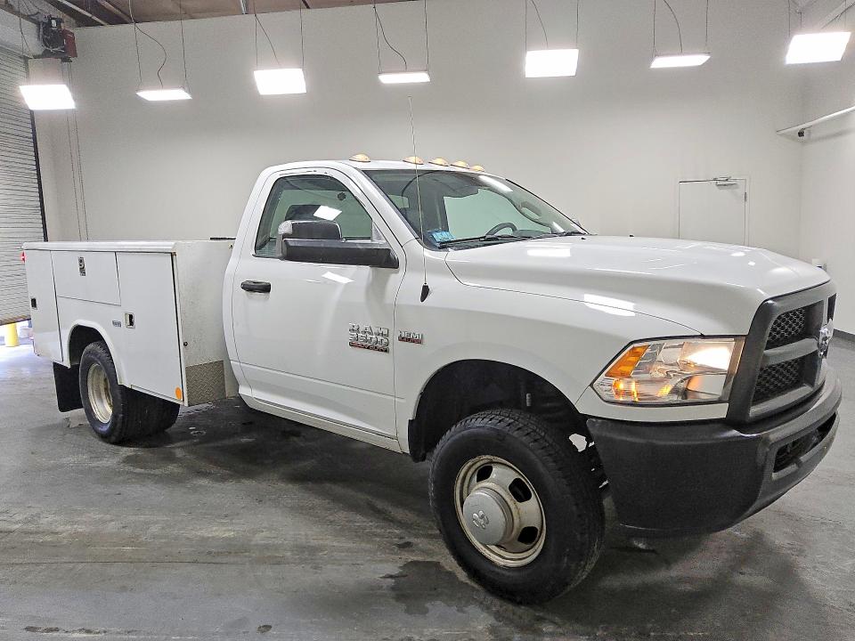 79932265 :رقم المزاد ، 3C7WRSAJ1HG635869 vin ، 2017 Ram 3500 مزاد بيع