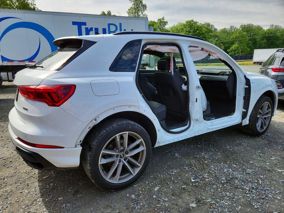 Продажа на аукционе авто 2025 Audi Q3, vin: WA1DECF38S1012037, номер лота: 51439736