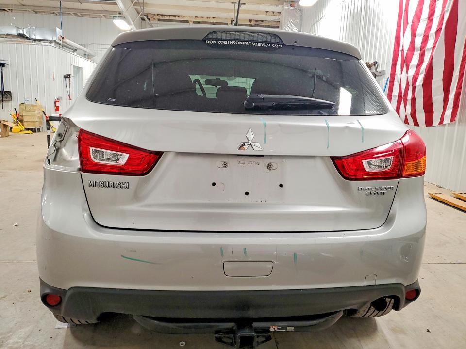 Продажа на аукционе авто 2015 Mitsubishi Outlander Sport, vin: 4A4AR3AU0FE018726, номер лота: 49710186