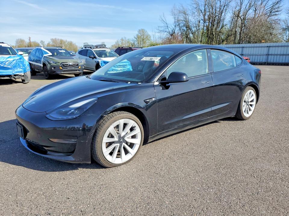 2022 Tesla Model 3 მანქანა იყიდება აუქციონზე, vin: 5YJ3E1EA5NF370942, აუქციონის ნომერი: 48987766