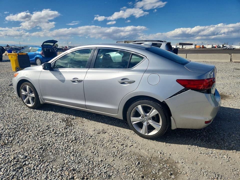 51478396 :رقم المزاد ، 19VDE2E59DE000975 vin ، 2013 Acura Ilx مزاد بيع