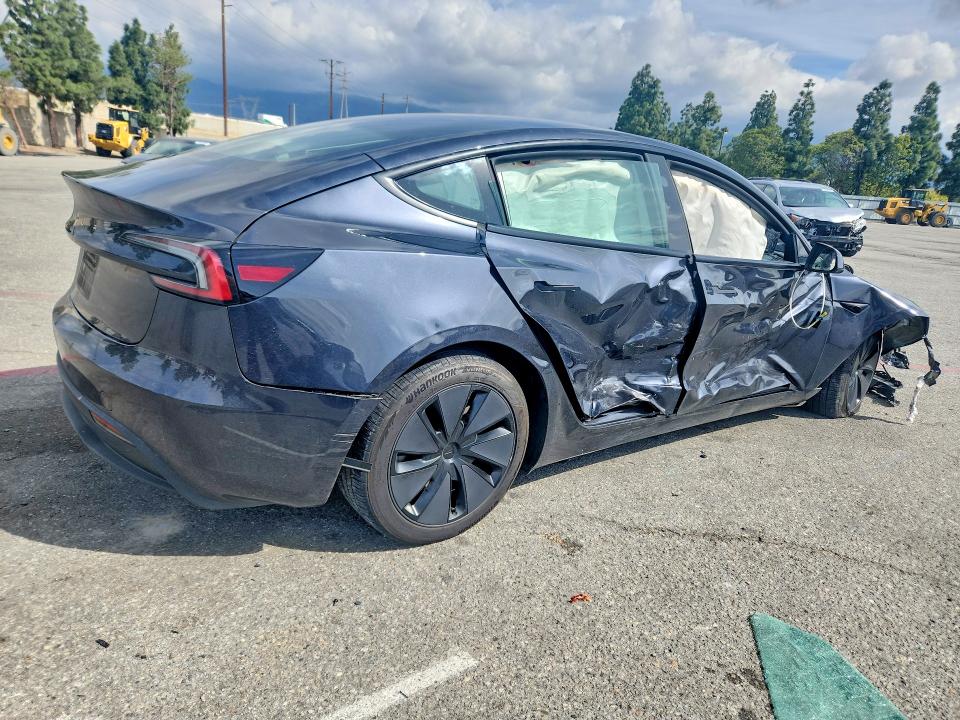 50887136 :رقم المزاد ، 5YJ3E1EA5RF869231 vin ، 2024 Tesla Model 3 مزاد بيع
